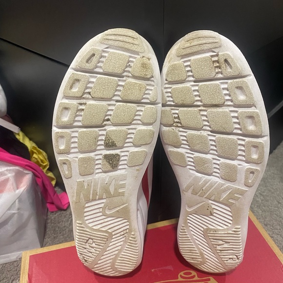 Nike air sneakers - Picture 3 of 3